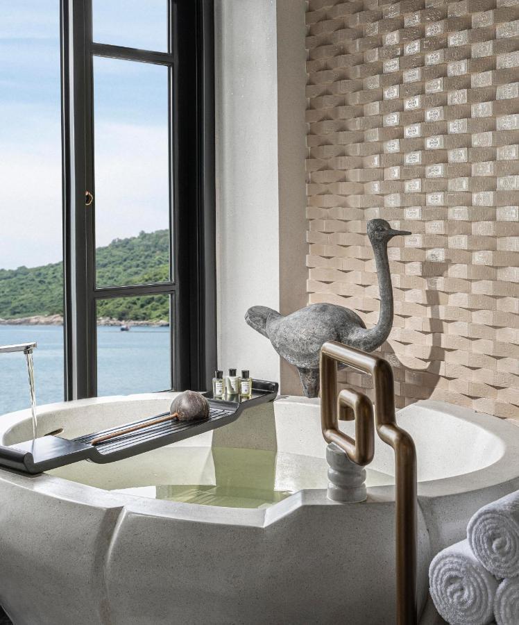 Classic Queen Room with Two Queen Beds and Ocean View