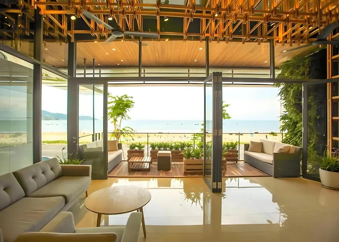 Da Nang Bay