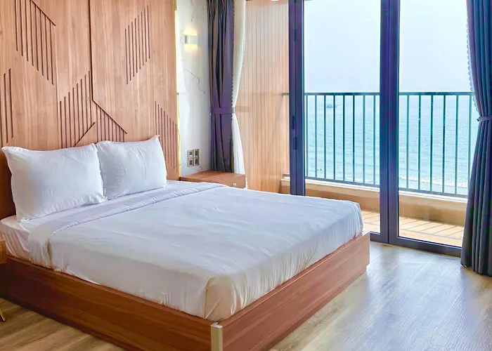 Da Nang Bay